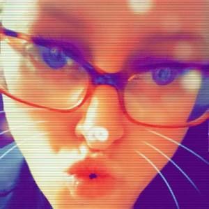 Meet your Posher, Cassandra